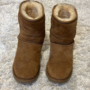 Tan Low Cut UGG Australia